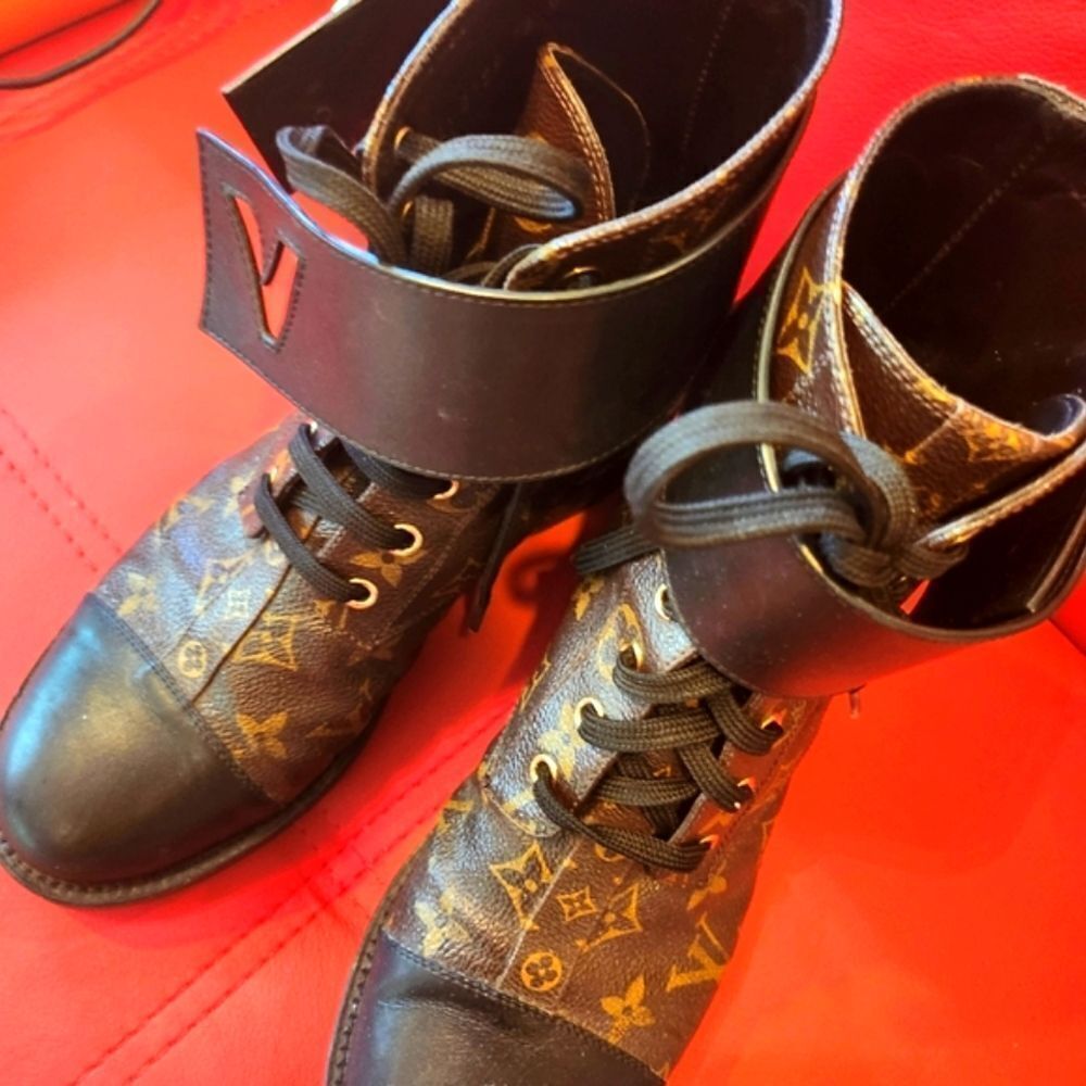 Louis Vuitton Brown and Black Monogram Boots - Picture 3 of 12